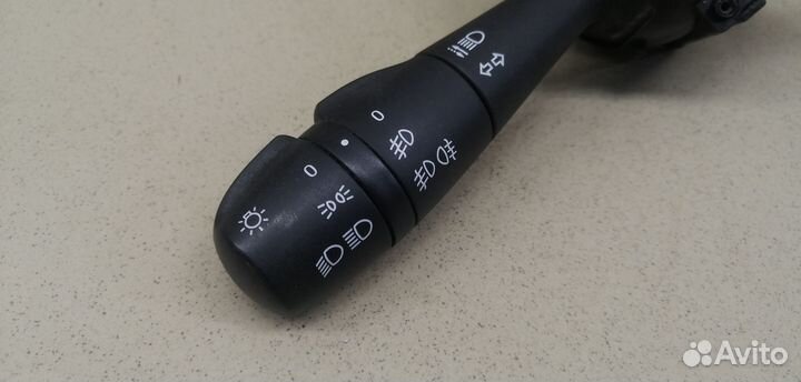 Переключатель поворотов подрулевой Duster 2012