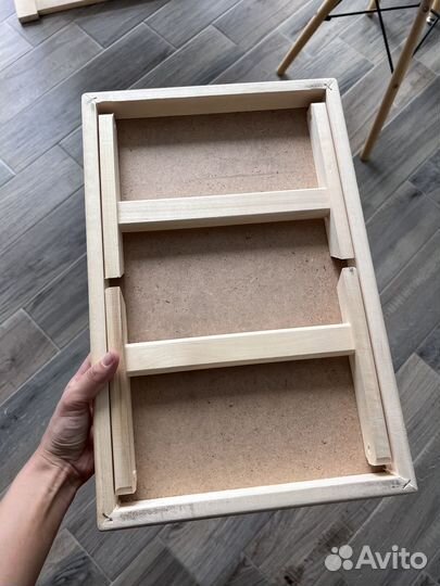 Столик для завтрака в постель