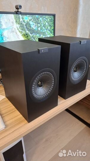 Акустические колонки KEF Q350