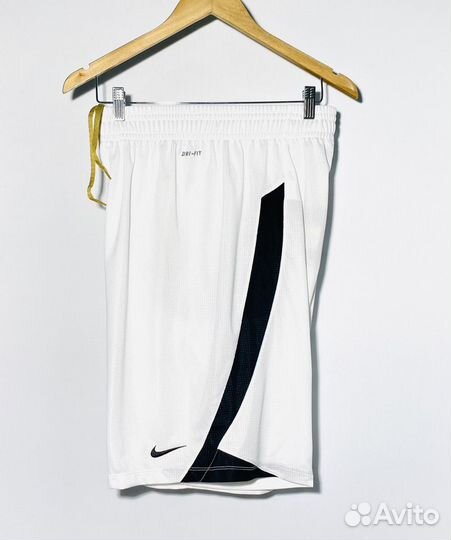 Новые шорты Nike DRI-FIT