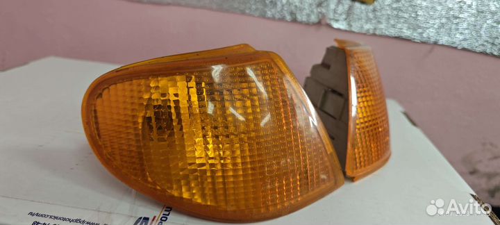 Продам поворотники на ваз 2114 цена за два