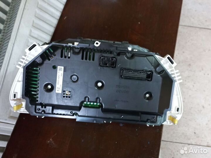 Щиток приборов Toyota RAV 4 2013-2015