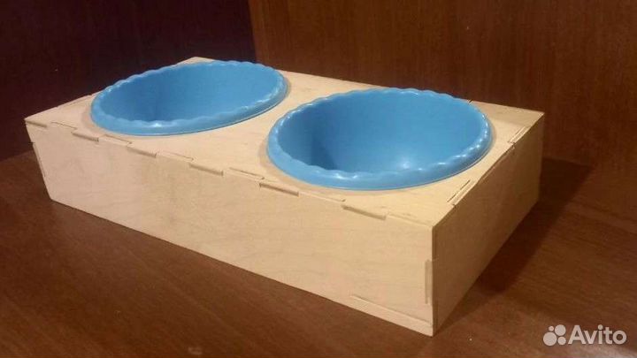 Подставка под миски для кошек и собак мелких пород