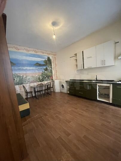 2-к. квартира, 60 м², 1/3 эт.