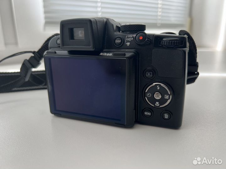Nikon Coolpix P500