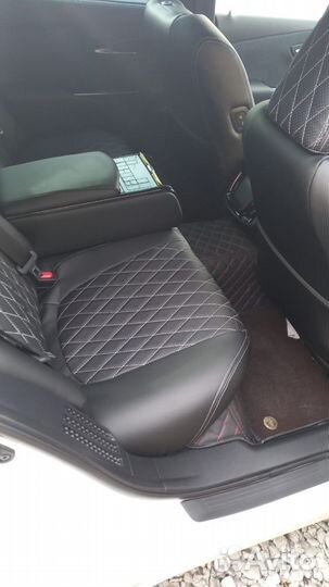 Авточехлы на Toyota Crown