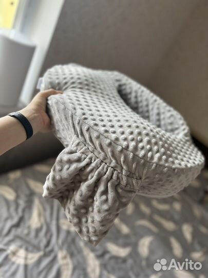 Подушка-позиционер для кормления