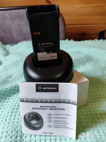 Зарядное устройство Motorola pmtn4034A