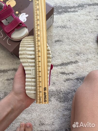 Сандалии для девочки 20 размер