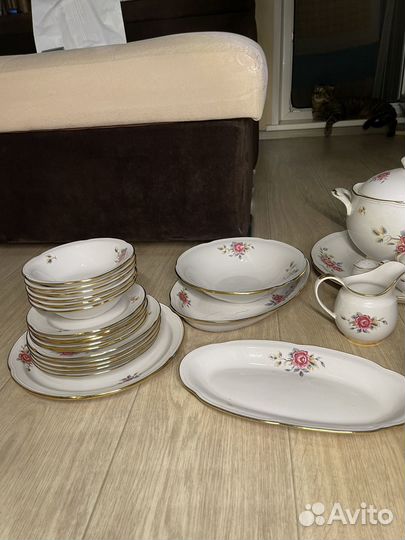 Сервиз столовый фарфор СССР розы (чайка) 6 персон
