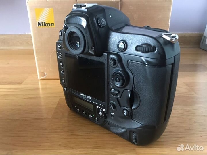 Nikon D4s body (пробег 115 тыс.кадров)