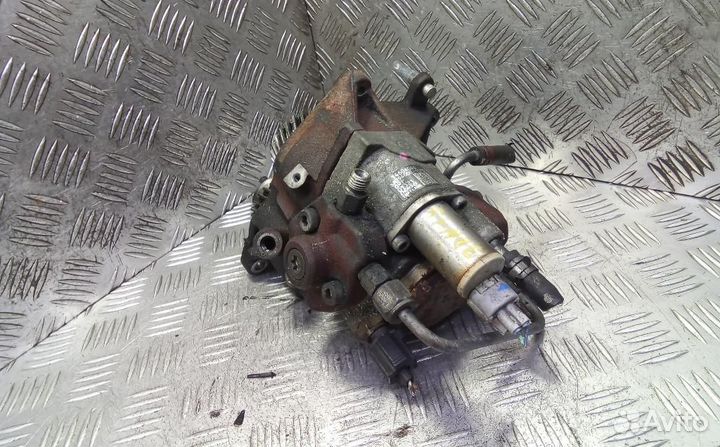 Насос топливный (тнвд) Mitsubishi Montero/Pajero