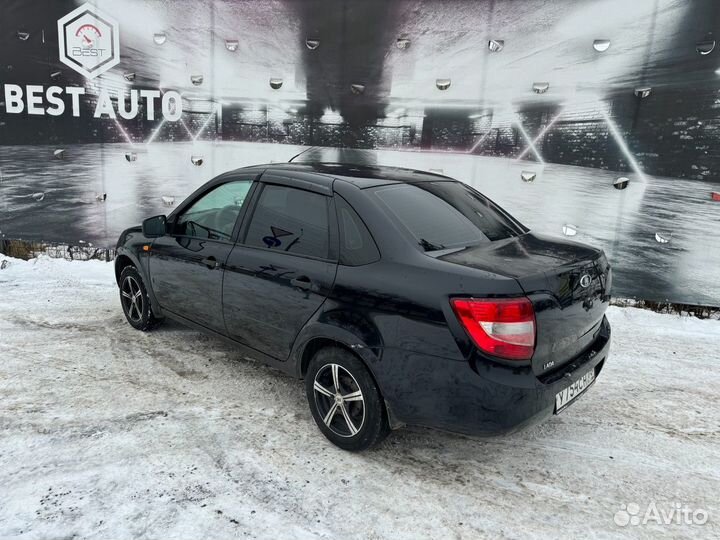 LADA Granta 1.6 МТ, 2013, 122 000 км