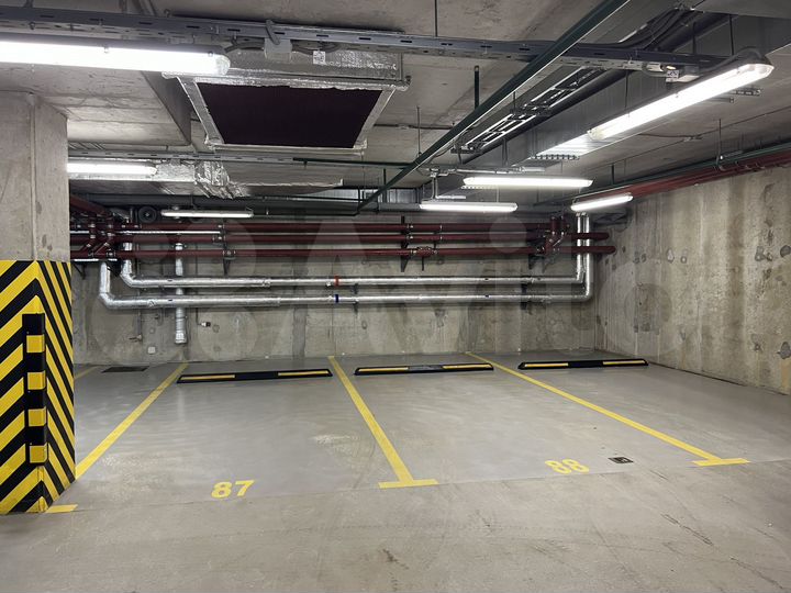 Машиноместо