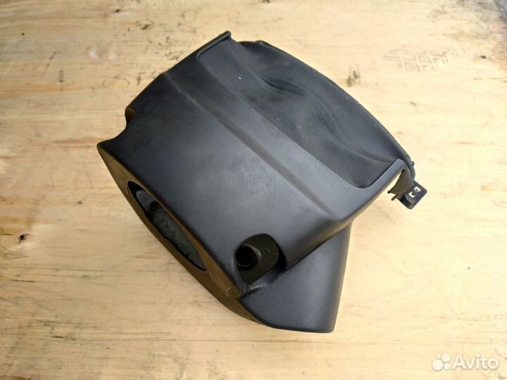 Кожух рулевой колонки на Opel Meriva B