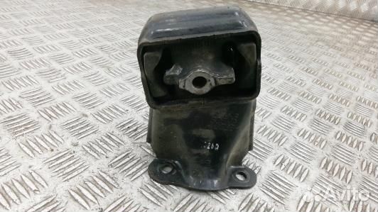 Подушка двигателя бензиновая jeep grand cherokee W