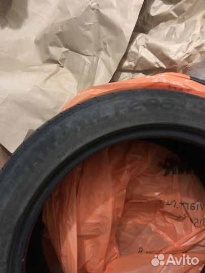 Minerva Emi Zero 4S 245/45 R19