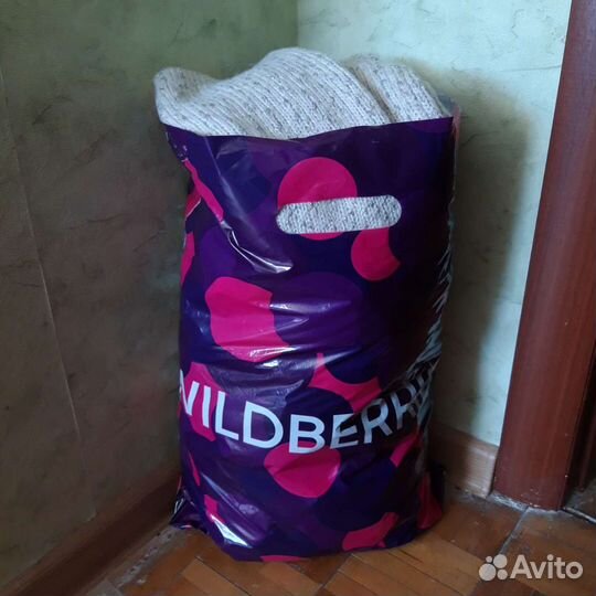 Женские вещи пакетом 44(кофты)