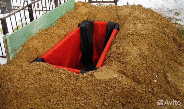 Ручная копка могил