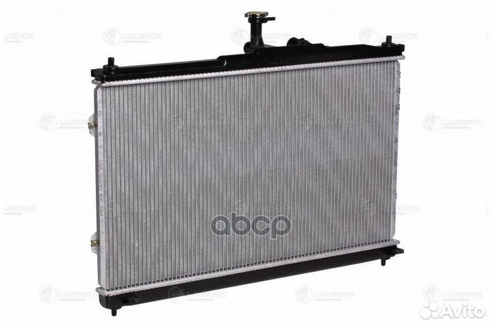 Радиатор системы охлаждения Hyundai H-1/Starex