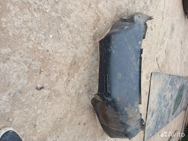 Подкрылок передний левый VW Passat B3