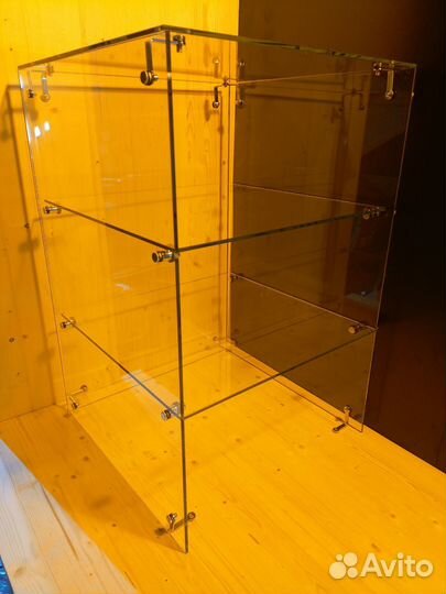 Прикассовая витрина 3 яруса