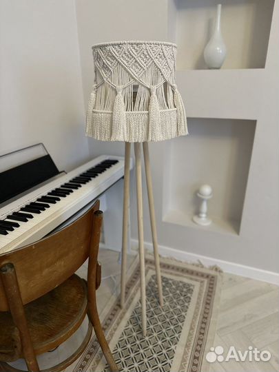 Светильник напольный. Макраме