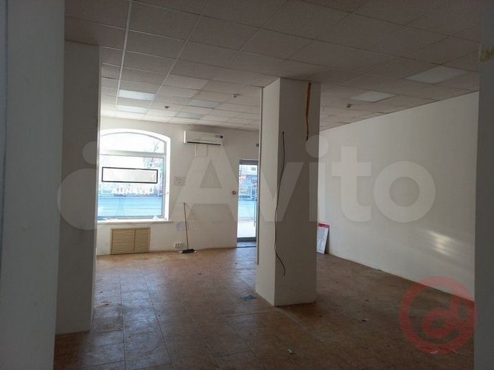 Продам торговое помещение, 326.1 м²