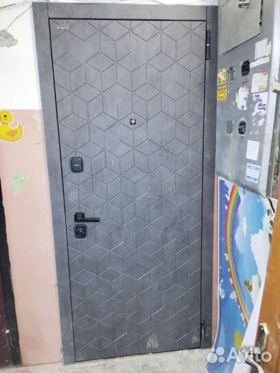 Установка входных и межкомнатных дверей