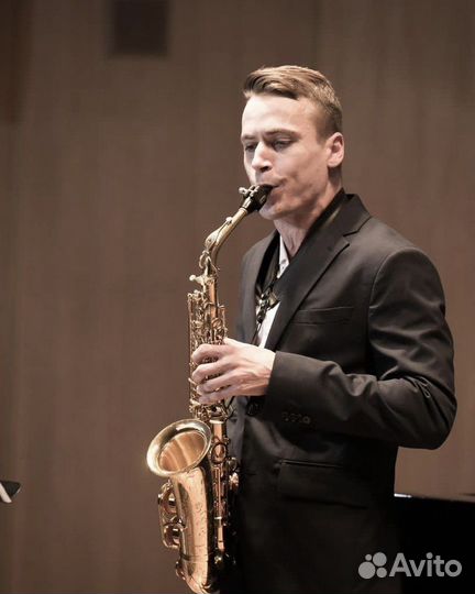 Уроки игры на саксофоне