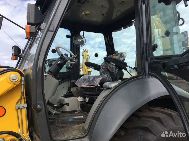 Экскаватор-погрузчик New Holland B80B, 2023