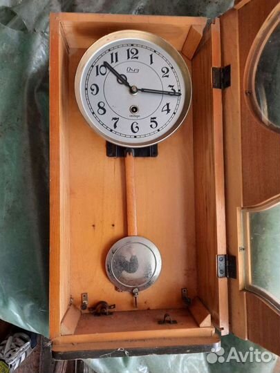 Часы настенные ретро