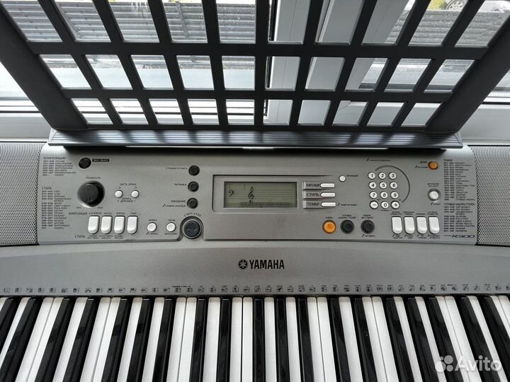 Синтезатор yamaha