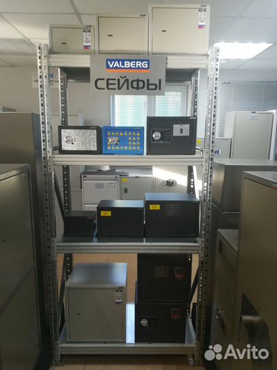 Среднегрузовые стеллажи для склада и магазина,сто