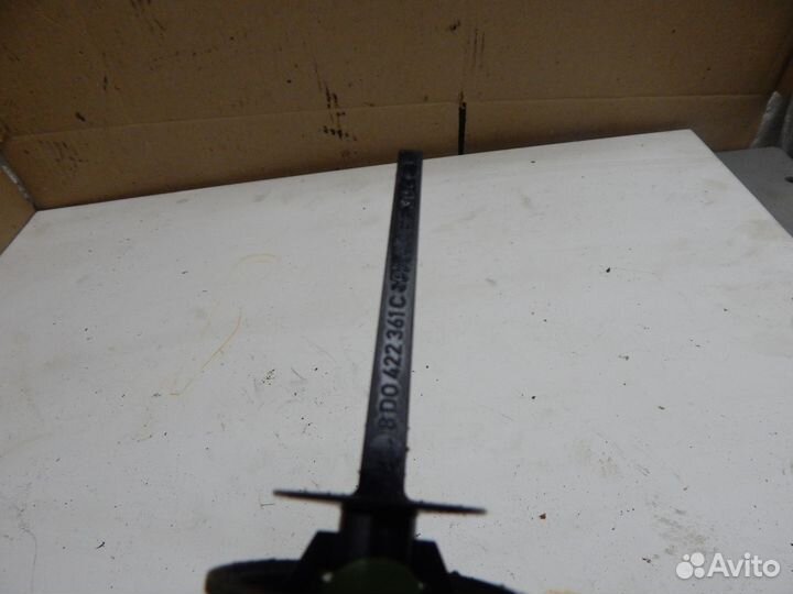 Крышка бачка гидроусилителя Volkswagen Passat B5