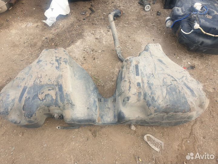 Бензобак бак топливный bmw 3 e36 бмв е36 в сборе