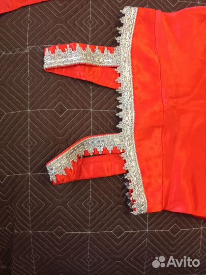 Сарафан и кокошник