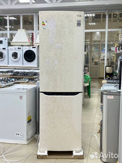 Холодильник новый