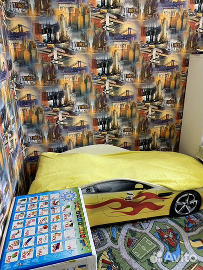 Детская кровать машинка с матрасом