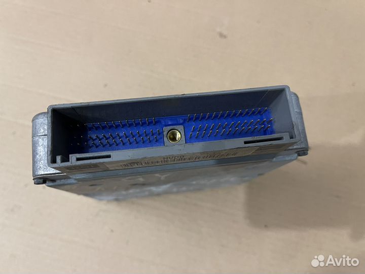 Блок управления двигателем Mazda Mpv 1999- LW5W GY