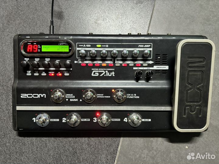 Гитарный процессор Zoom G7.1UT