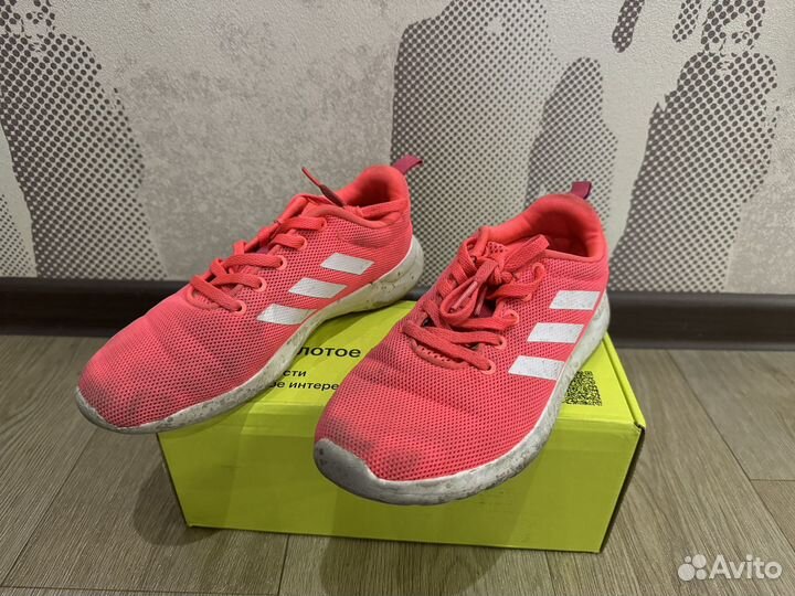 Кроссовки adidas, р 35