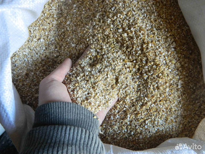 Зерно,зерносмеси,комбикорм,сено,семечки.Доставка