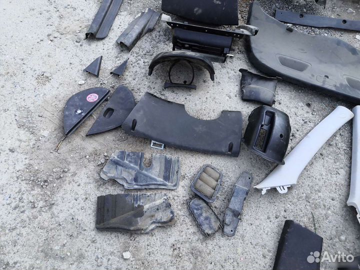 Пластиковые накладки салона и багажника kia ceed