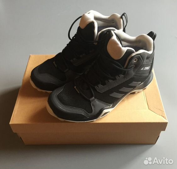 Кроссовки ботинки adidas команды Германии Оригинал