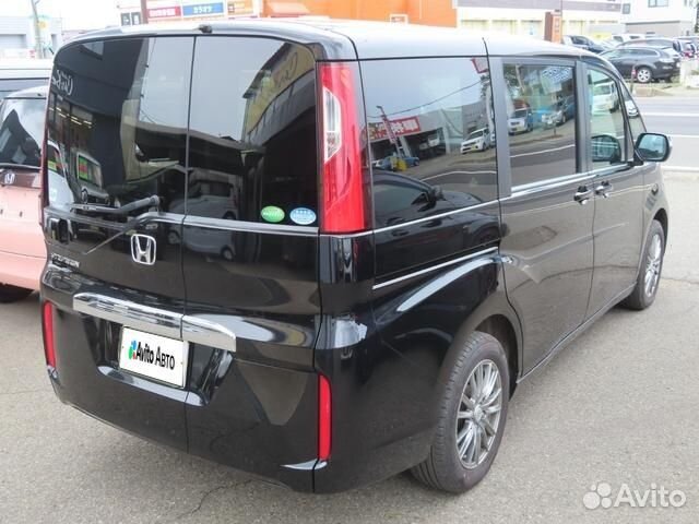 Honda Stepwgn 1.5 CVT, 2015, 27 599 км