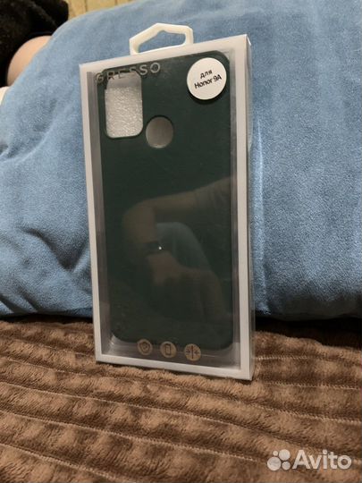 Чехлы на телефон