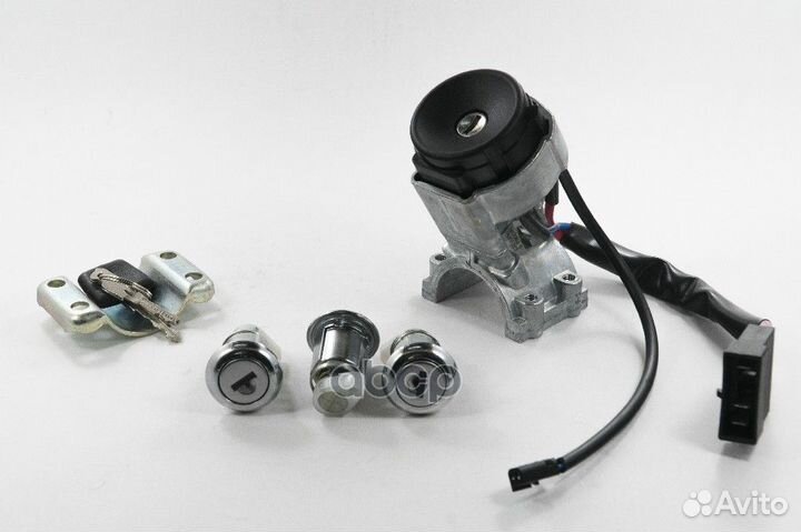 Замок зажигания /2170/ с личинками GR04013 Гранд