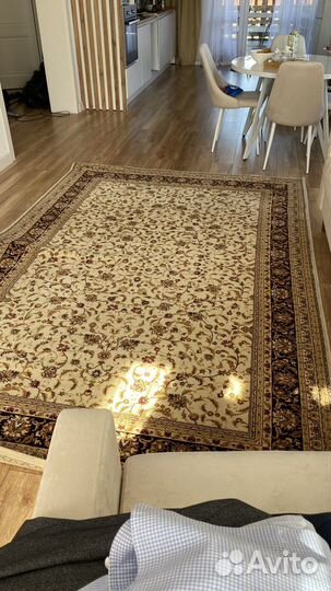 Ковер шерстяной новый 2 на 3