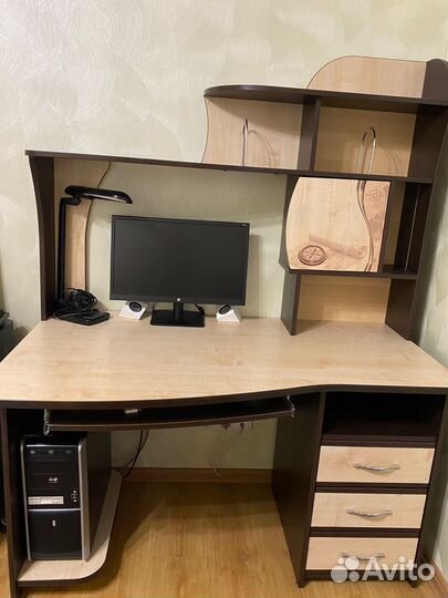 Компьютерный стол бу